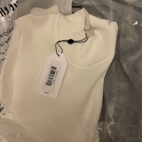 Universal Standard Cool Knit Mockneck Sweater size M(18-20) - Picture 3 of 4